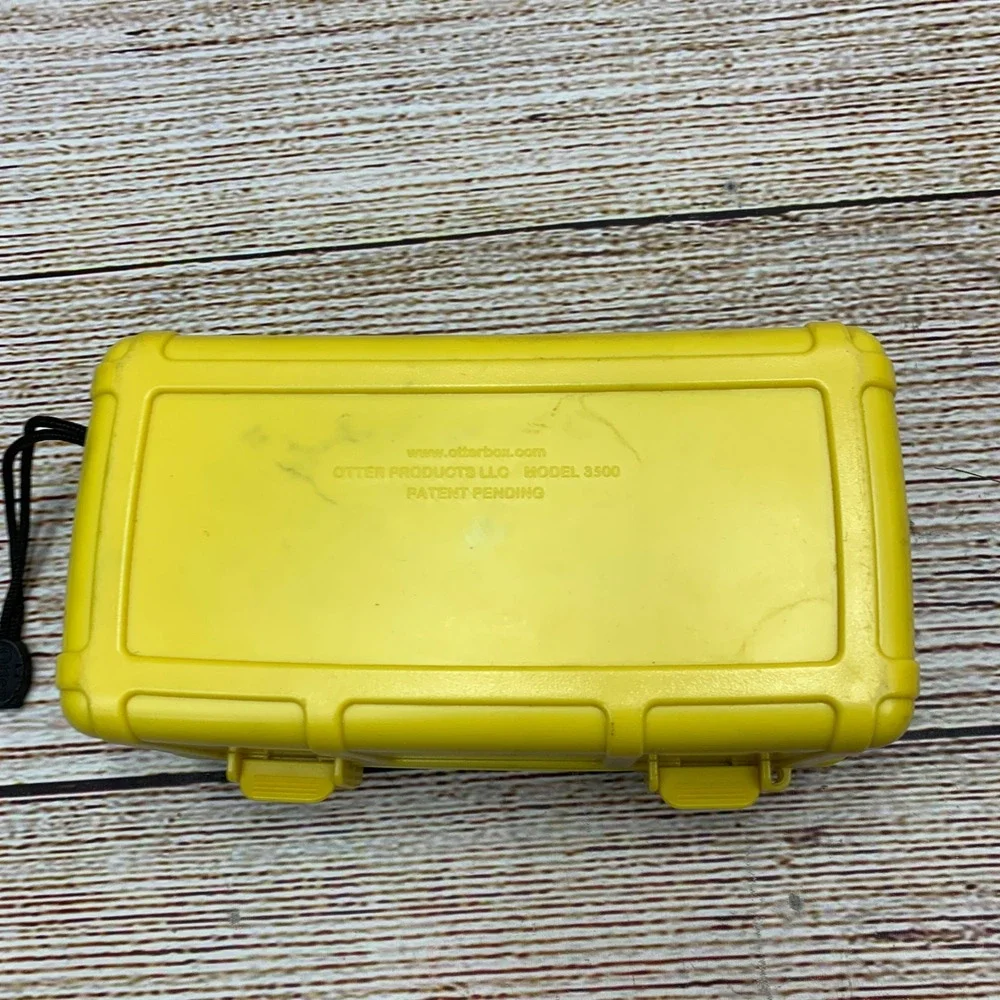 OtterBox 3500 Yellow Protective Case 